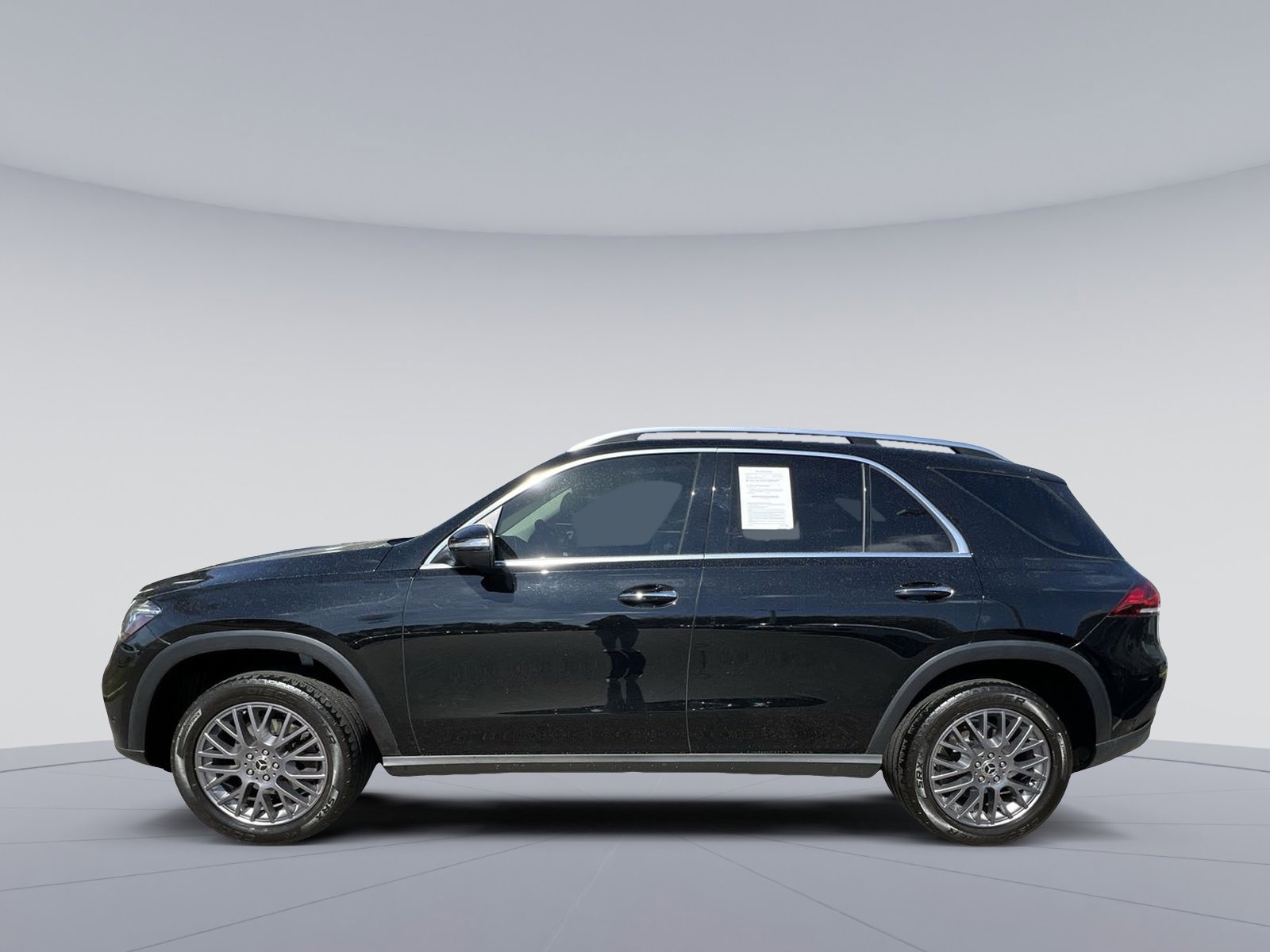 Used 2022 Mercedes-Benz GLE 350 4MATIC image 2