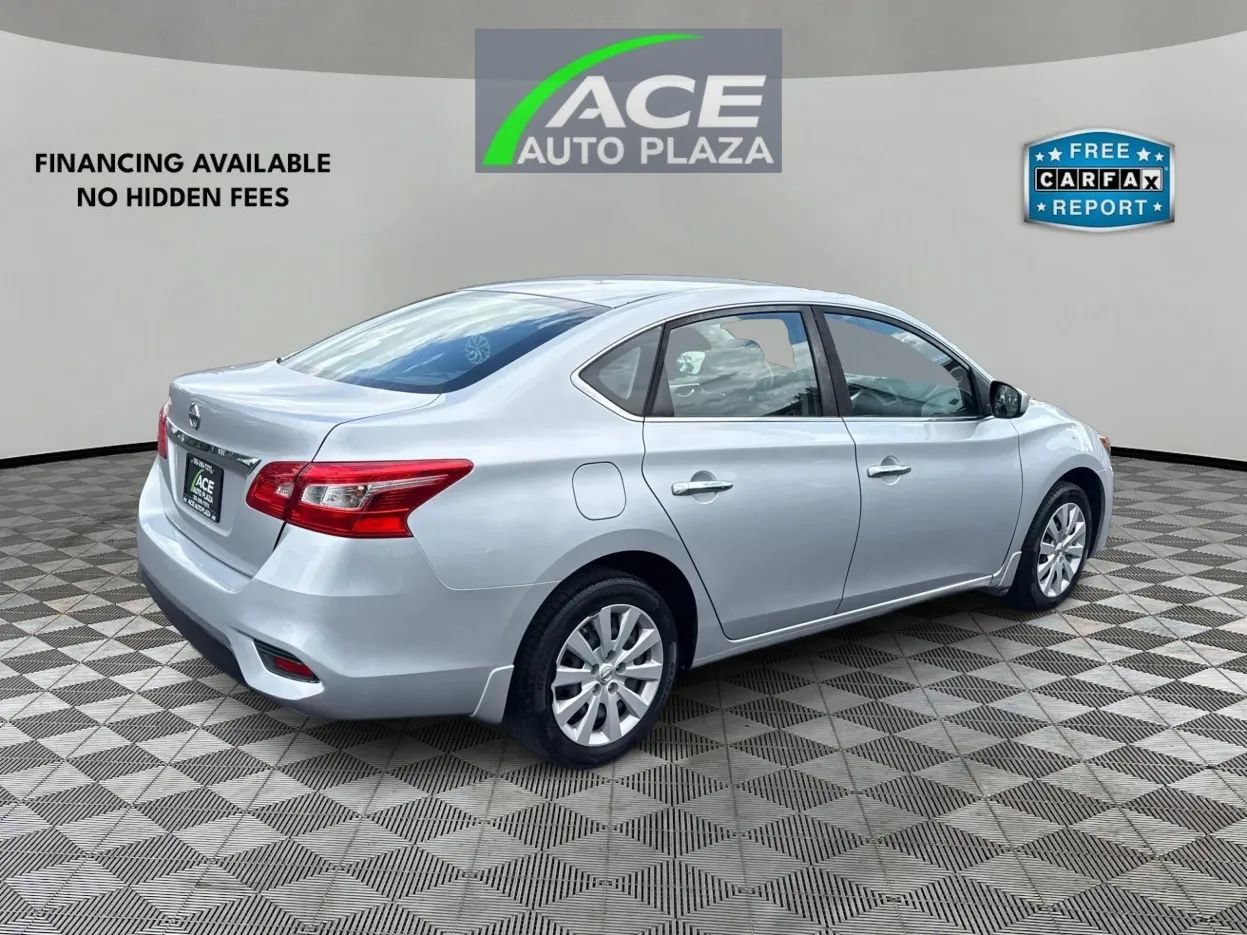 Used 2016 Nissan Sentra S FWD image 5