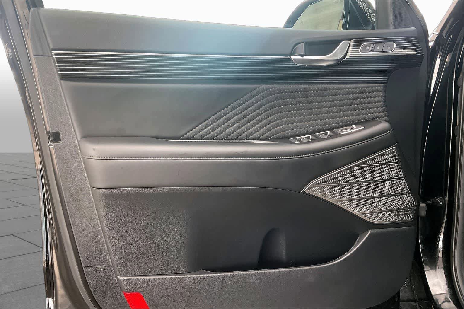 Used 2024 Hyundai Palisade Calligraphy AWD/4WD image 39