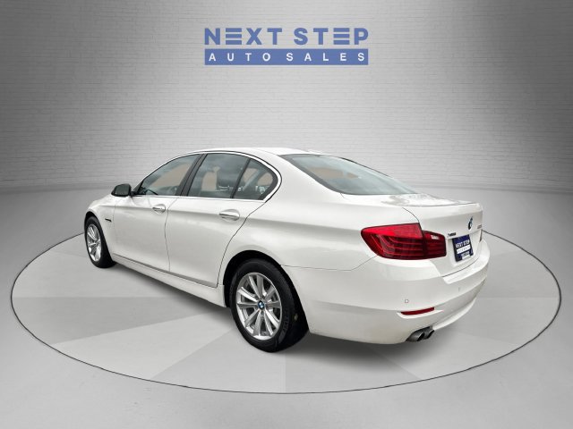 Used 2015 BMW 528i xDrive Sedan AWD/4WD image 5