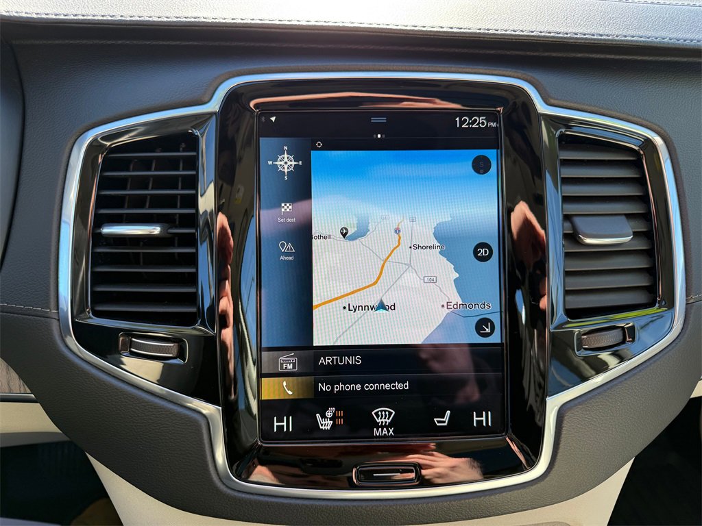 Used 2022 Volvo XC90 T8 Inscription w/ Advanced Package image 16