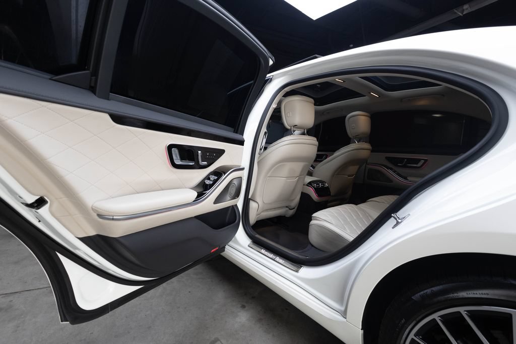Used 2022 Mercedes-Benz S 580 4MATIC Sedan image 43