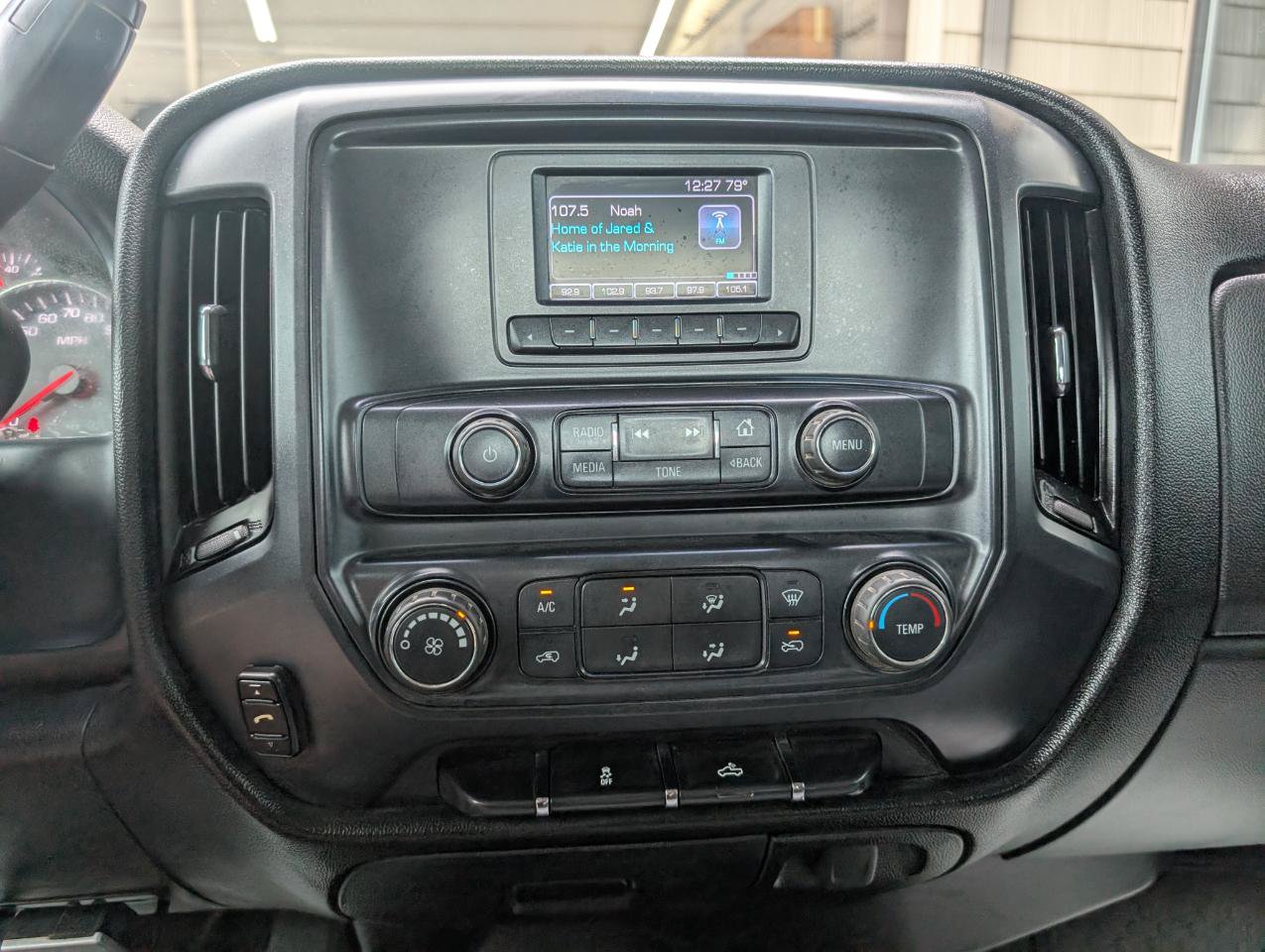 Used 2017 Chevrolet Silverado 2500 W/T AWD/4WD image 16