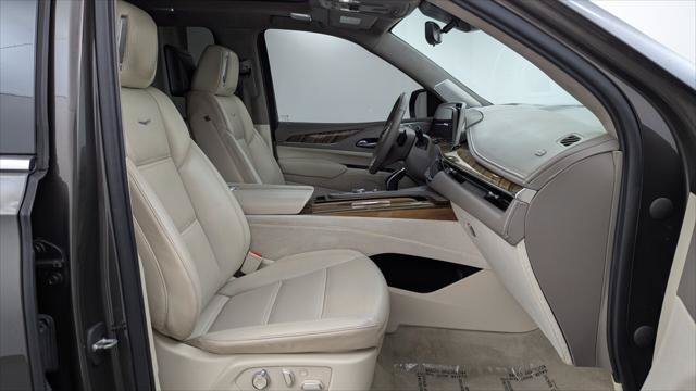 Used 2021 Cadillac Escalade ESV Premium Luxury Platinum AWD/4WD image 23