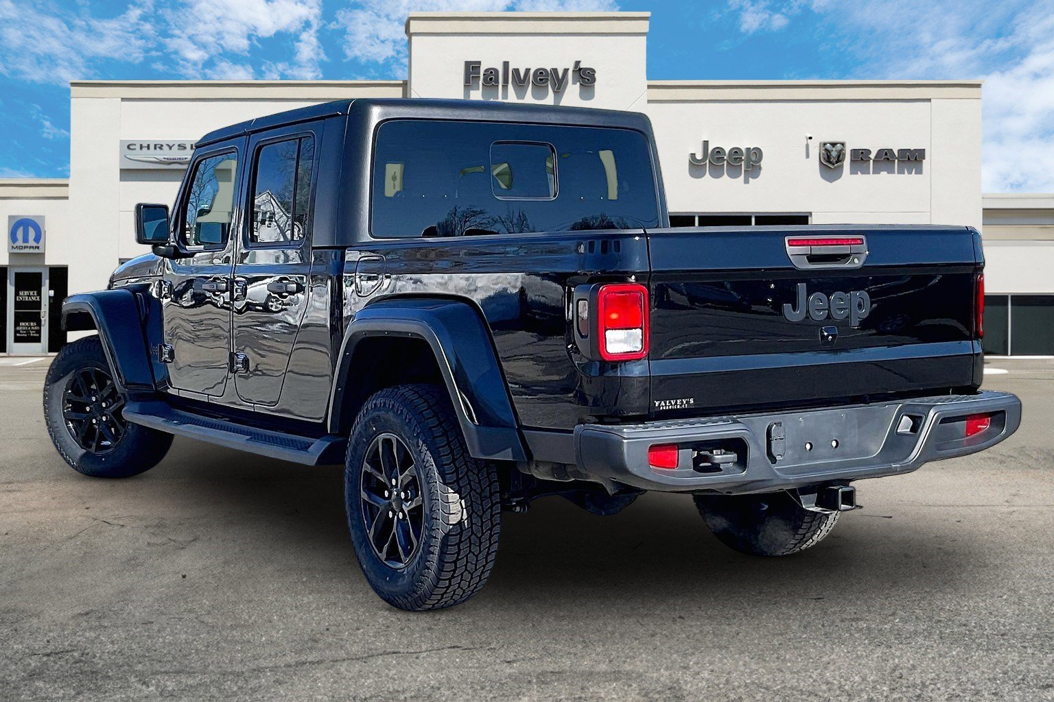 Certified 2022 Jeep Gladiator Sport image 12