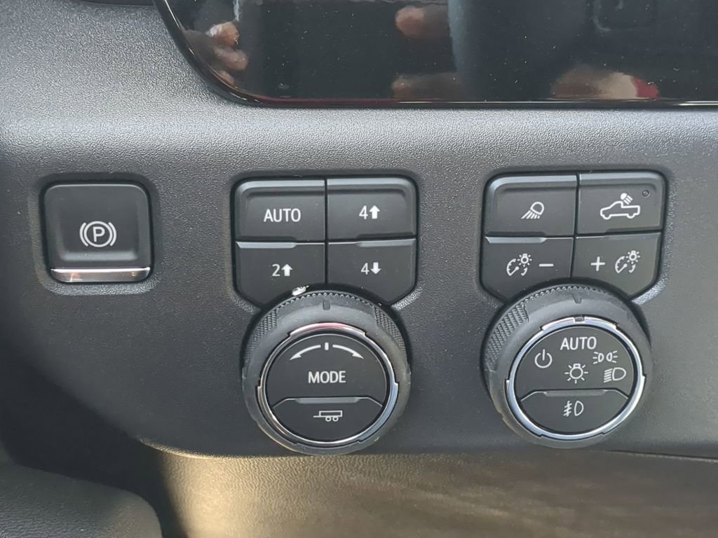 New 2026 Chevrolet Silverado 1500 LT Trail Boss w/ LT Trail Boss Premium Package image 18