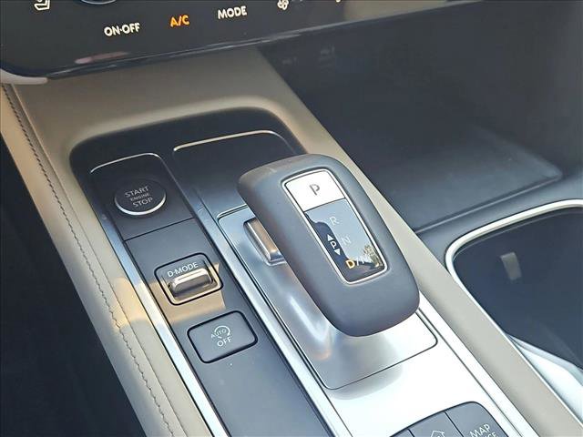 Used 2025 INFINITI QX60 Luxe FWD image 12