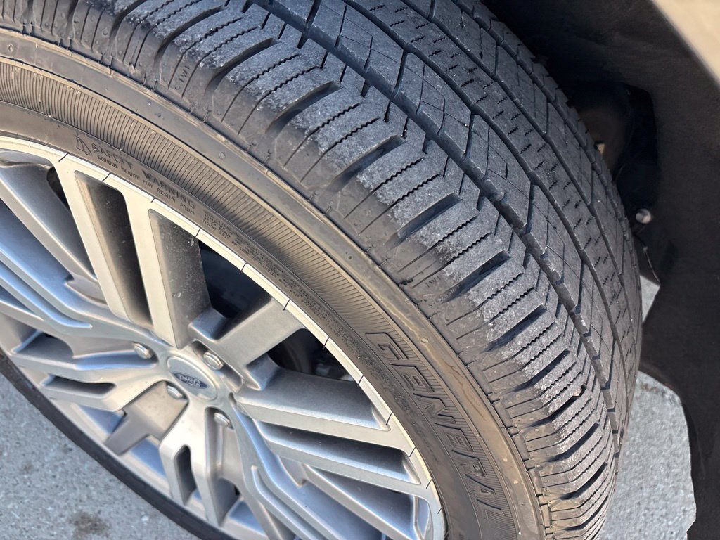 Certified 2024 Ford Expedition Platinum AWD/4WD image 9