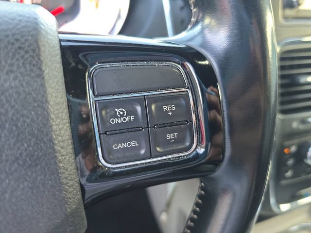 Used 2020 Dodge Grand Caravan SXT FWD image 22