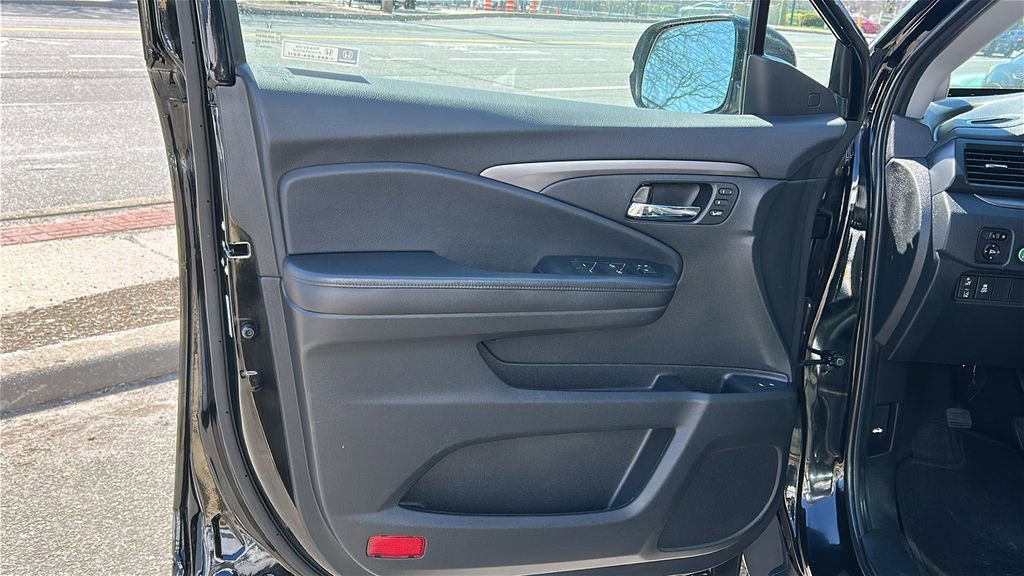 Used 2021 Honda Pilot Special Edition image 9