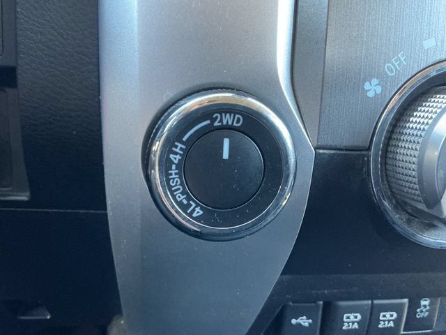 Used 2020 Toyota Tundra SR5 AWD/4WD image 27