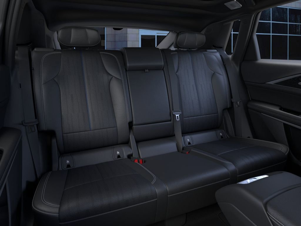 New 2026 Cadillac Lyriq V AWD/4WD image 17