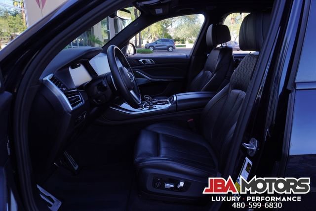 Used 2021 BMW X5 M50i w/ Executive Package image 63