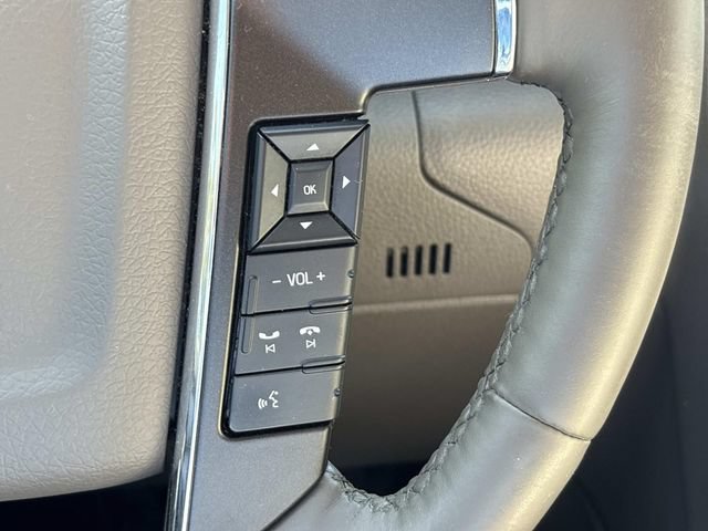 Used 2017 Lincoln Navigator Select AWD/4WD image 30