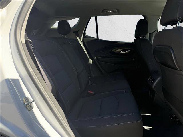 Used 2022 GMC Terrain SLE w/ Driver Convenience Package image 17