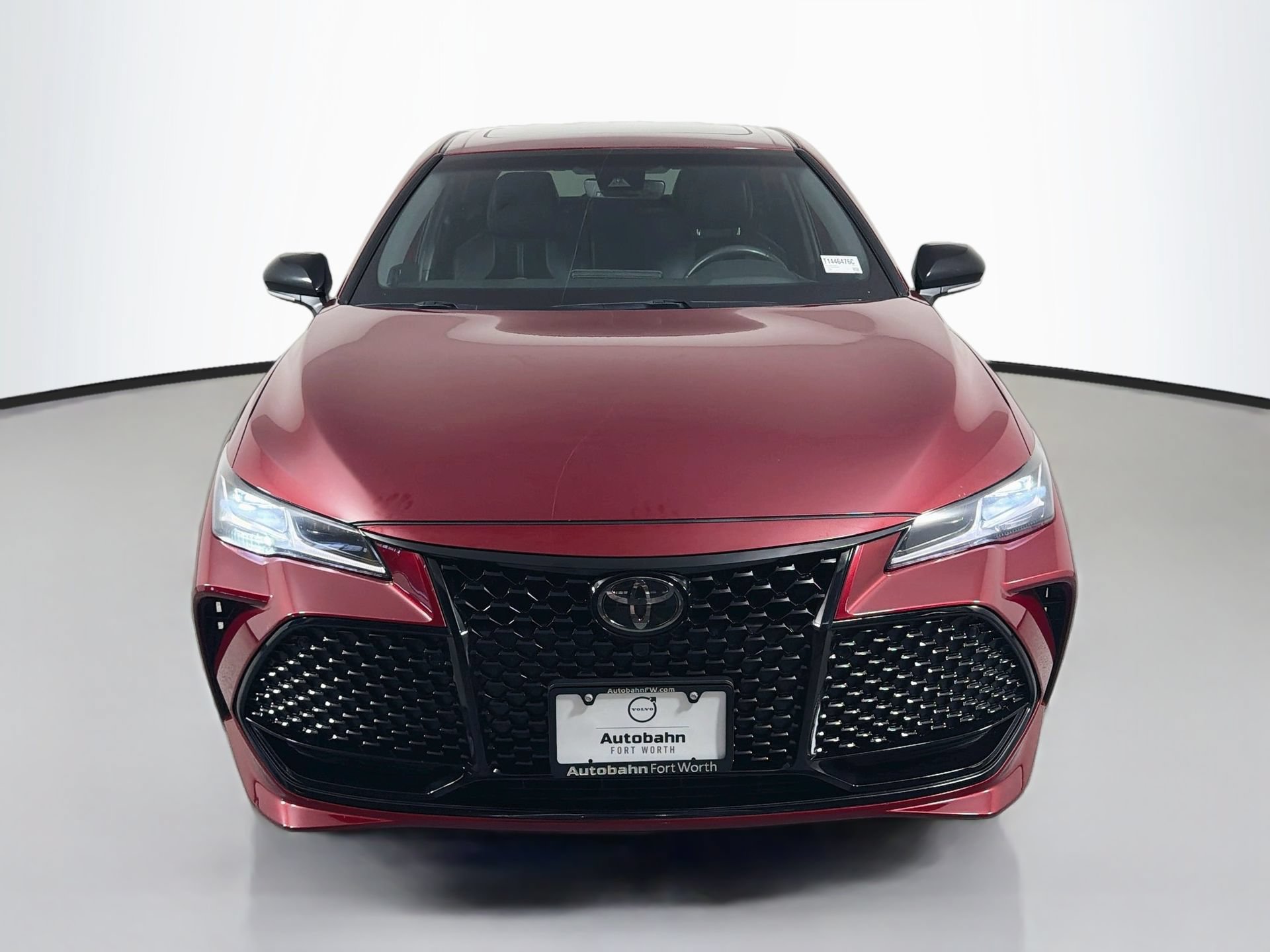 Used 2021 Toyota Avalon Touring FWD image 2