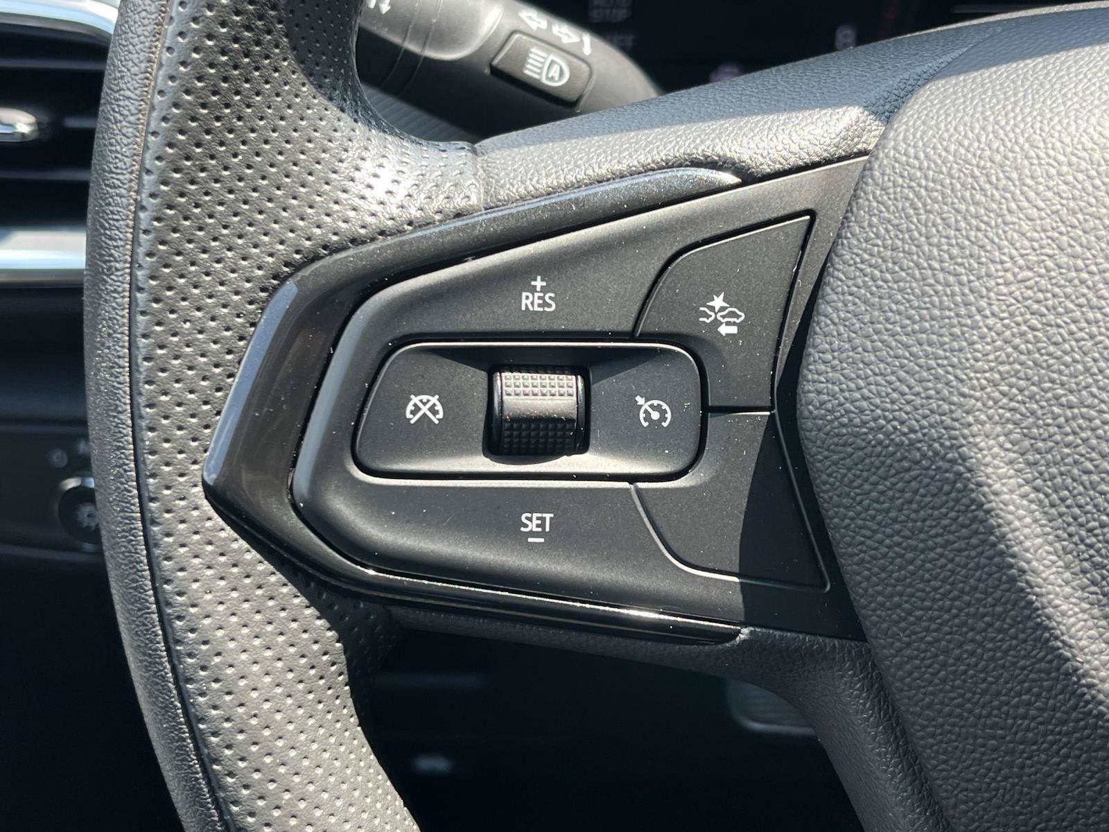 Certified 2023 Chevrolet TrailBlazer LT FWD image 19