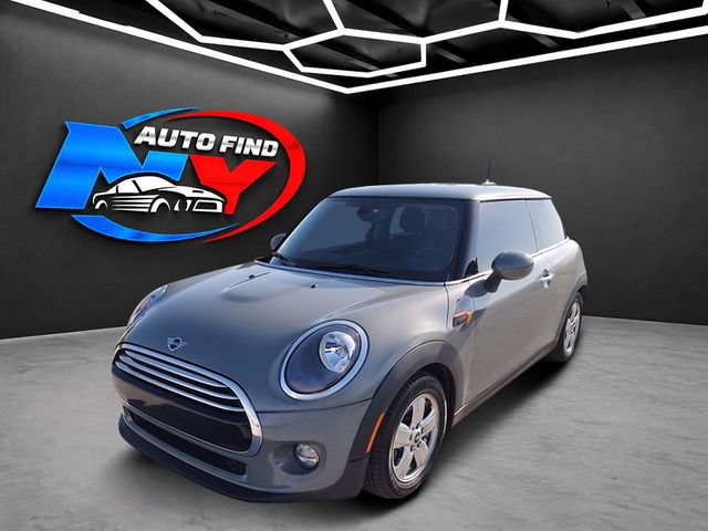 Used 2019 MINI Cooper 2-Door Hardtop w/ Signature Upholstery Package FWD image 1