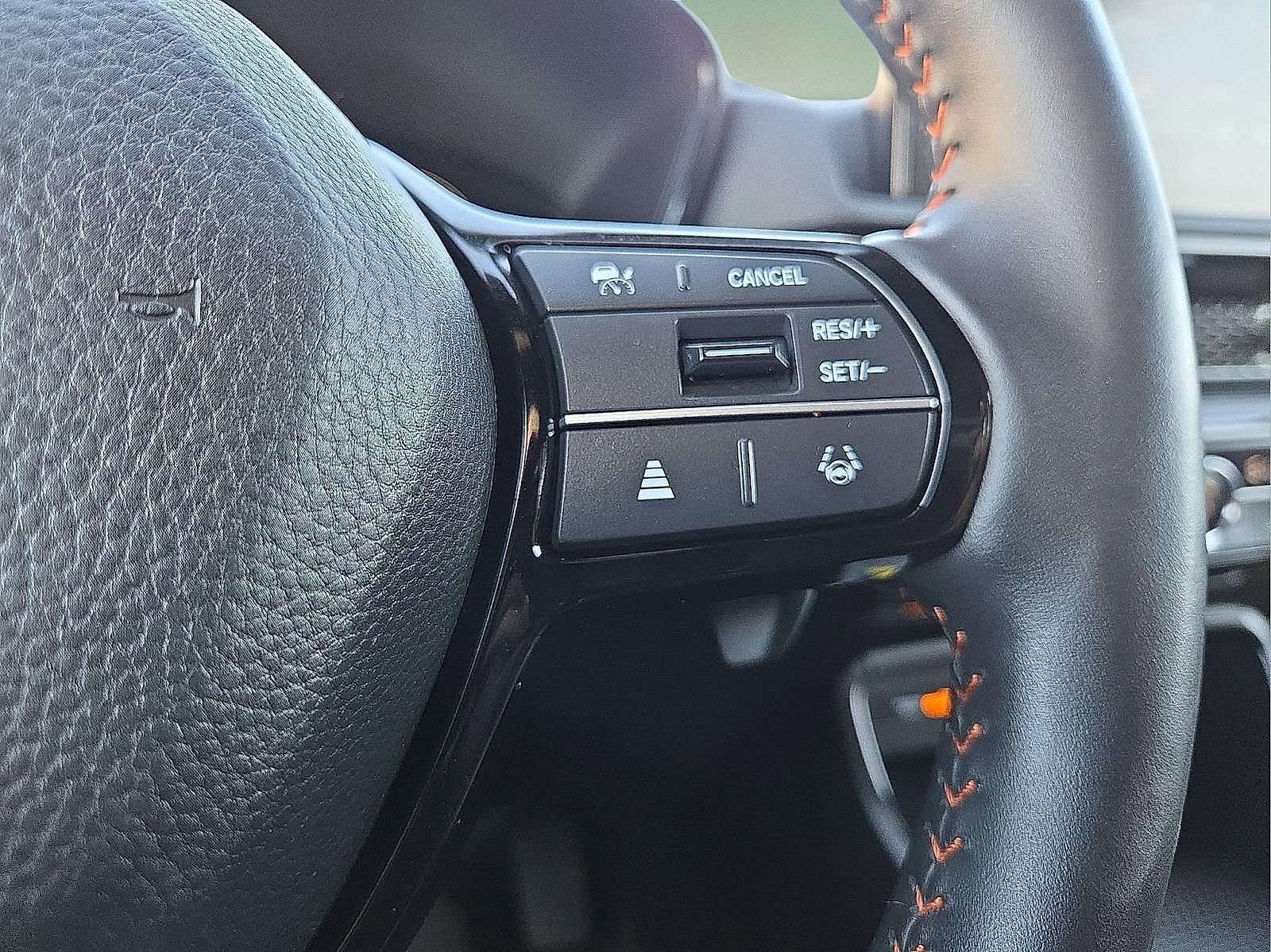 Used 2024 Honda CR-V Sport Touring image 18