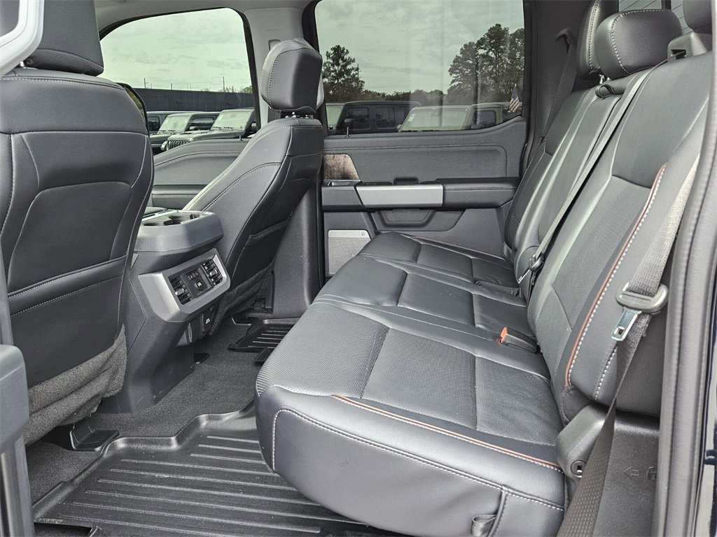 Used 2024 Ford F250 Lariat w/ Lariat Ultimate Package image 11