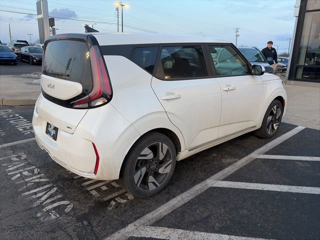 Used 2023 Kia Soul GT-Line image 7