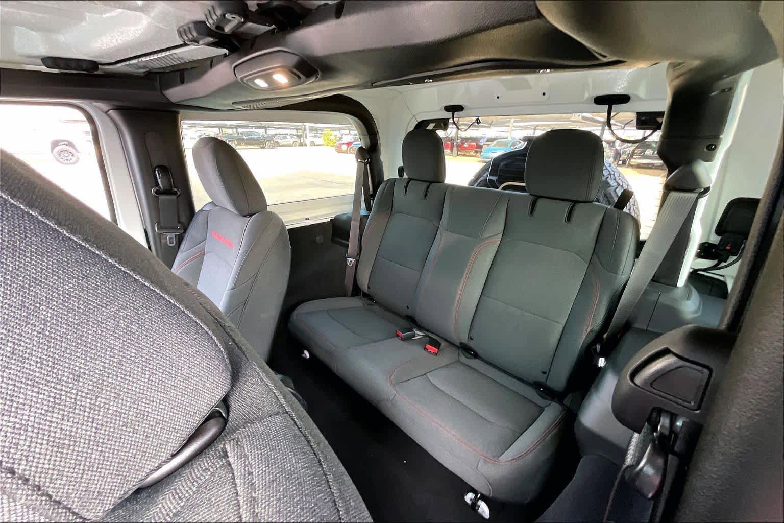 Used 2026 Jeep Wrangler Rubicon AWD/4WD image 20