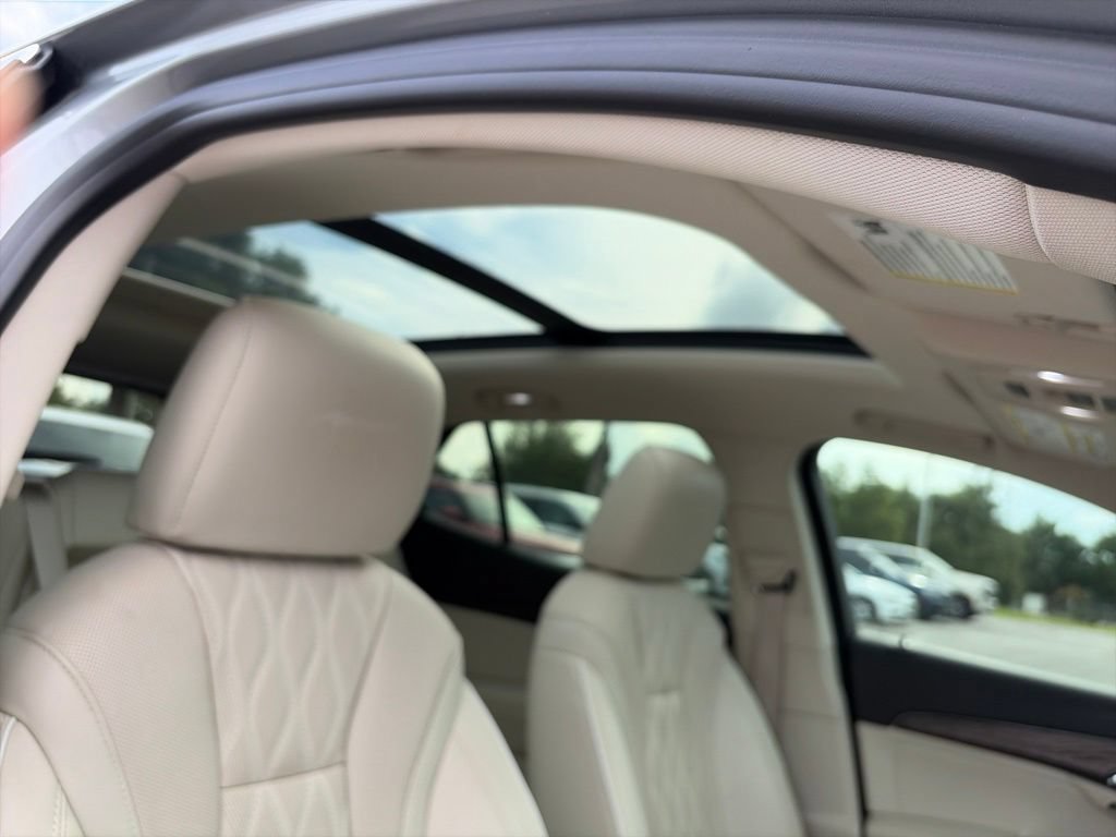 Used 2023 Buick Envision Avenir FWD image 13