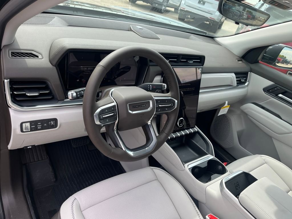 New 2026 GMC Terrain Denali w/ LPO, Floor Liner Package image 16