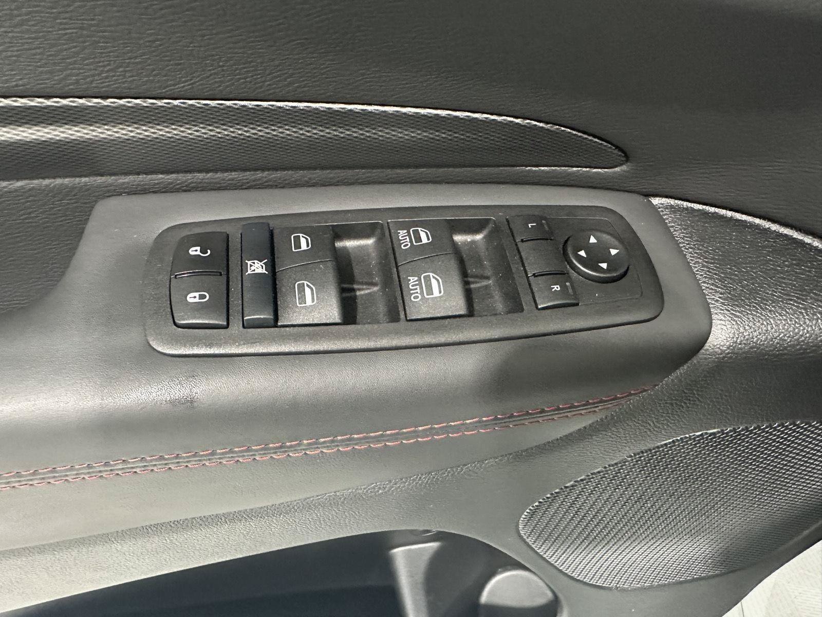 Used 2024 Dodge Durango R/T w/ Blacktop Package AWD/4WD image 22