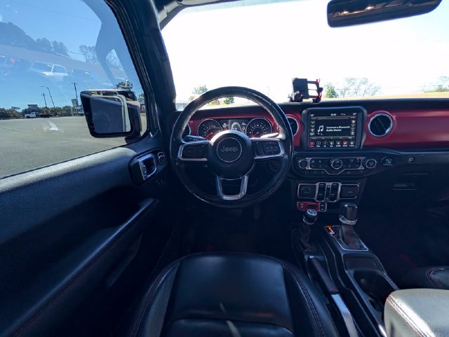 Used 2022 Jeep Gladiator Rubicon w/ LED Lighting Group AWD/4WD image 13
