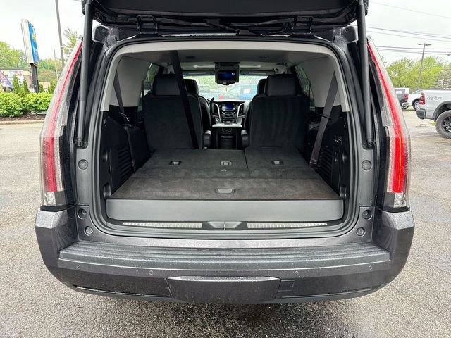 Used 2016 Cadillac Escalade Luxury AWD/4WD image 22