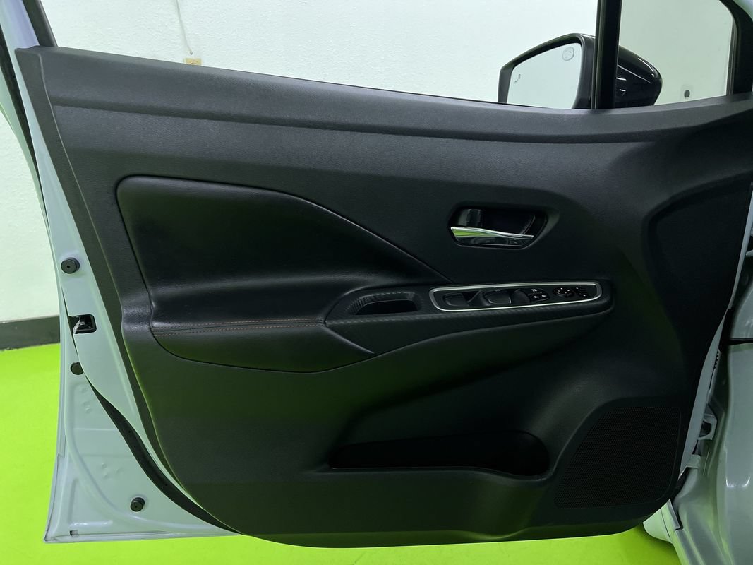 Used 2025 Nissan Versa SR w/ Trunk Package FWD image 16