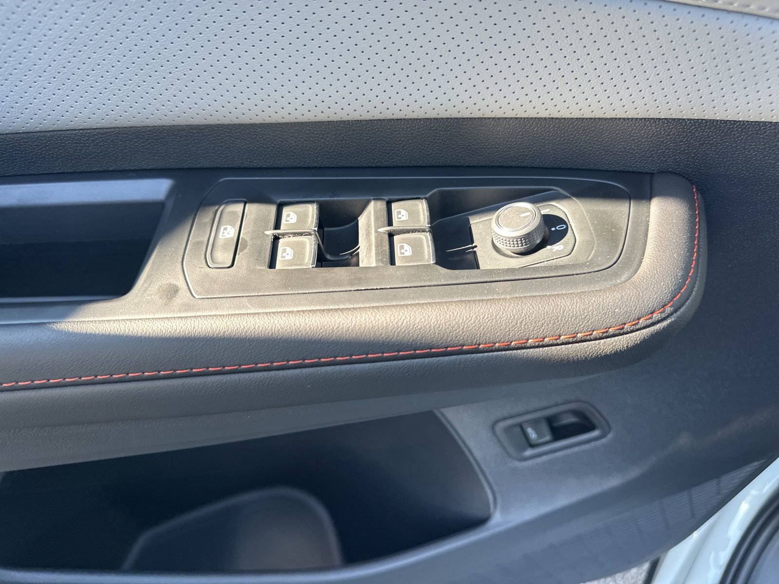 New 2026 Volkswagen Atlas Peak Edition image 10