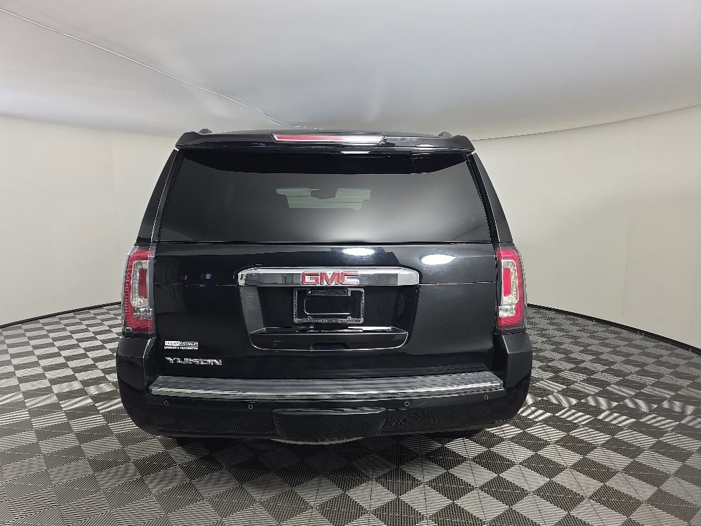 Used 2017 GMC Yukon Denali w/ Open Road Package AWD/4WD image 4