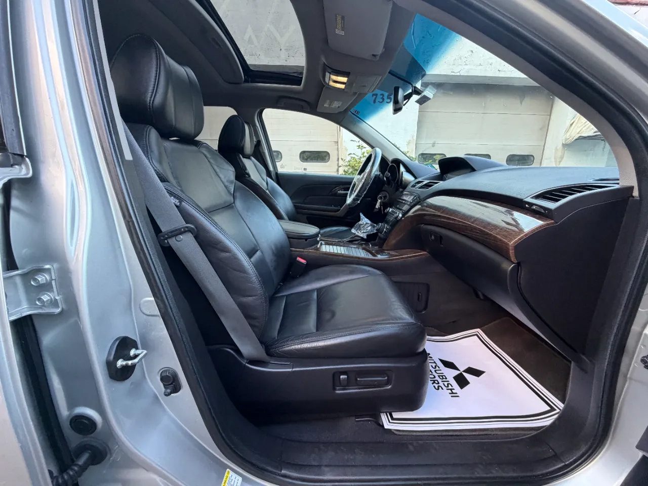 Used 2011 Acura MDX w/ Technology Package AWD/4WD image 40