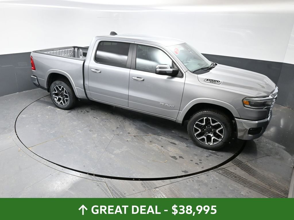 Used 2025 RAM 1500 Laramie image 46