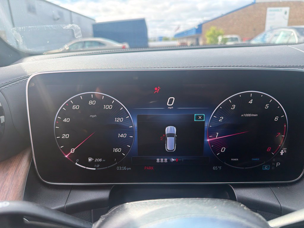 Used 2023 Mercedes-Benz GLC 300 4MATIC image 15