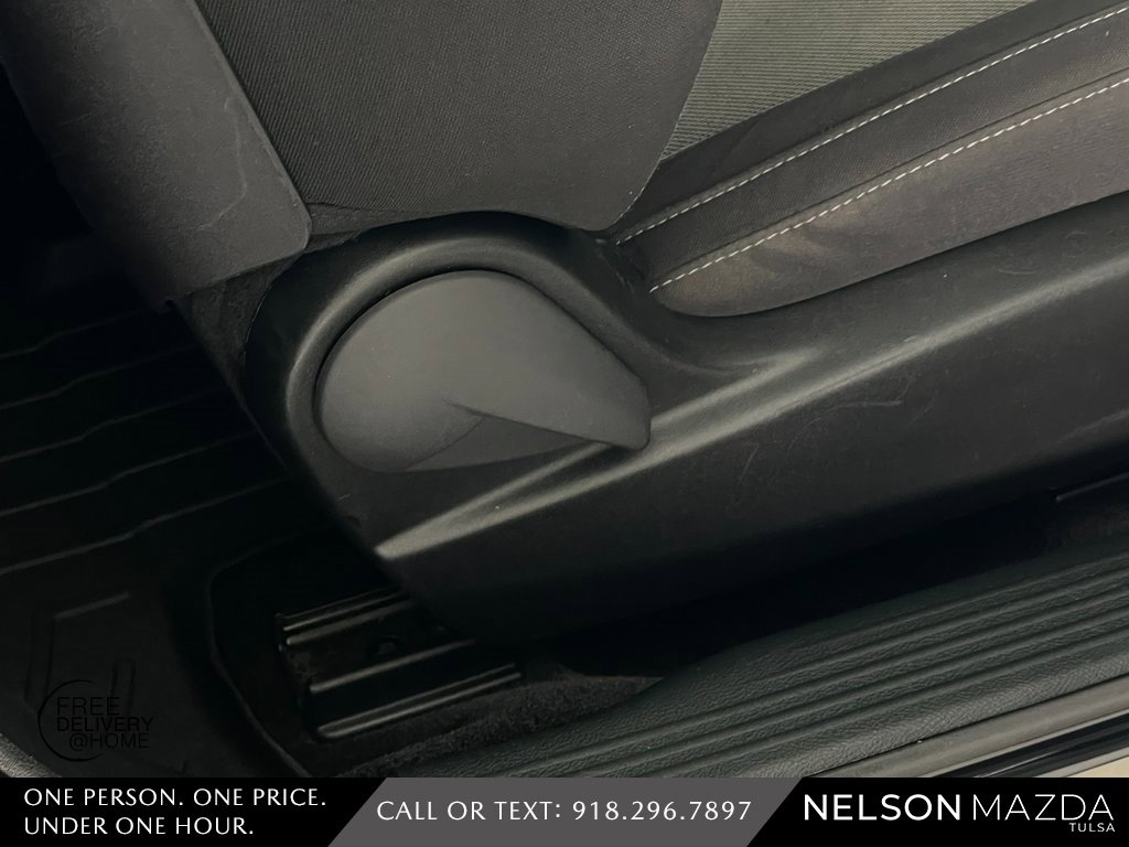 Used 2015 Dodge Challenger R/T w/ Quick Order Package 28B R/T image 35