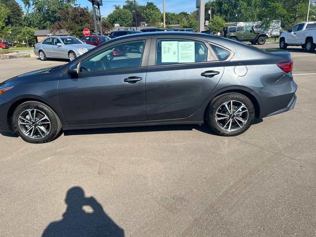 Used 2024 Kia Forte LXS FWD image 8