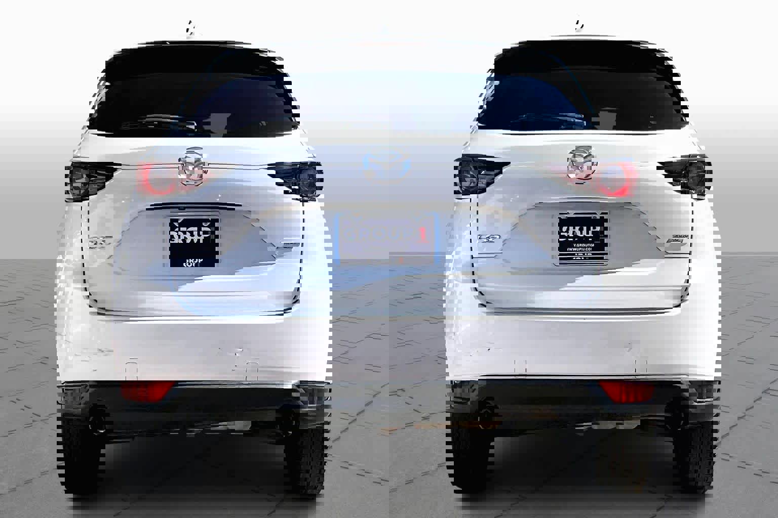 Used 2018 MAZDA CX-5 Touring image 5