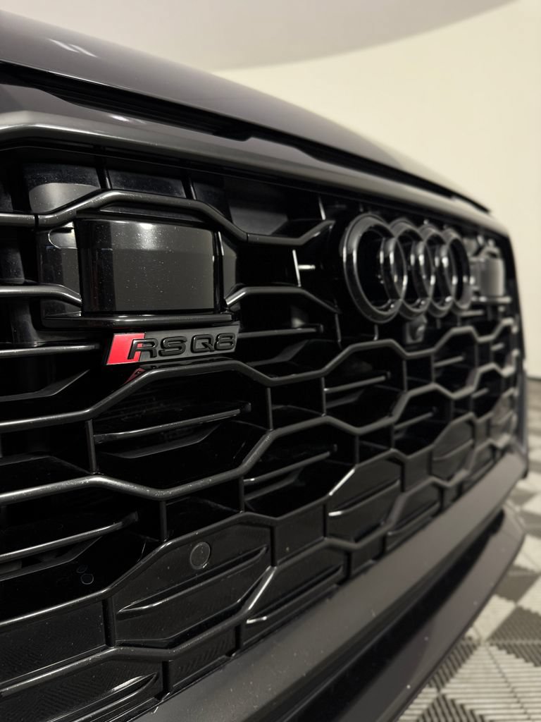 Used 2021 Audi RS Q8 w/ Luxury Package AWD/4WD image 41