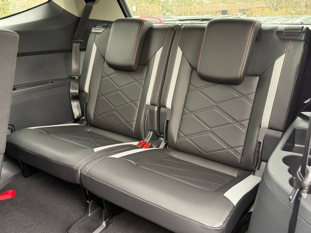 New 2026 Volkswagen Atlas Peak Edition AWD/4WD image 12