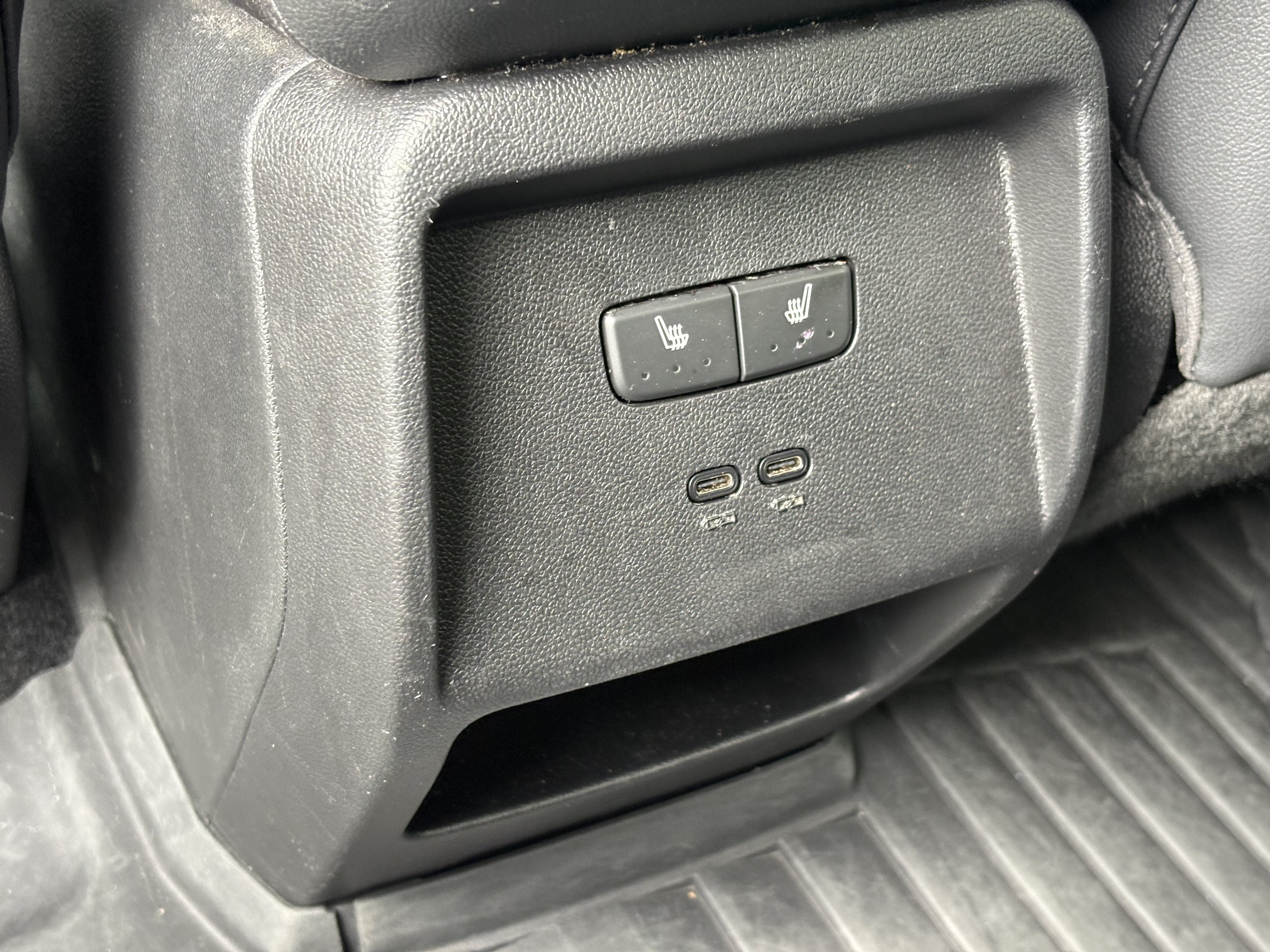 Used 2024 Chevrolet Equinox EV LT w/ LPO, Blackout Package FWD image 13