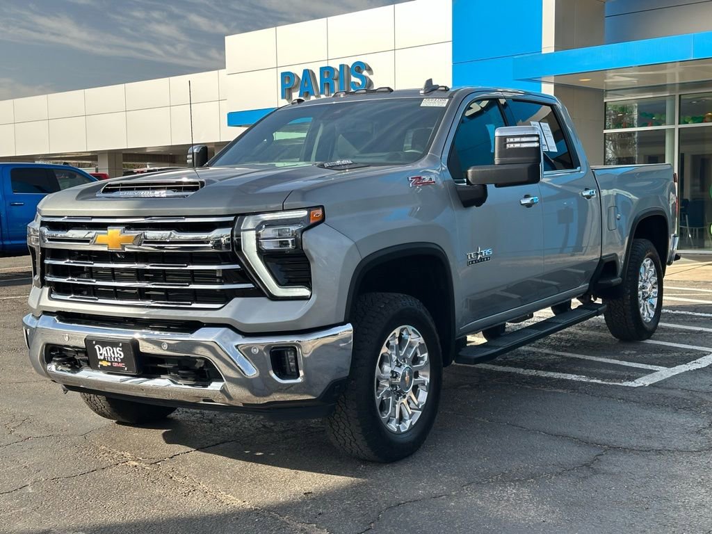 Used 2025 Chevrolet Silverado 2500 LTZ w/ LTZ Premium Texas Edition image 3