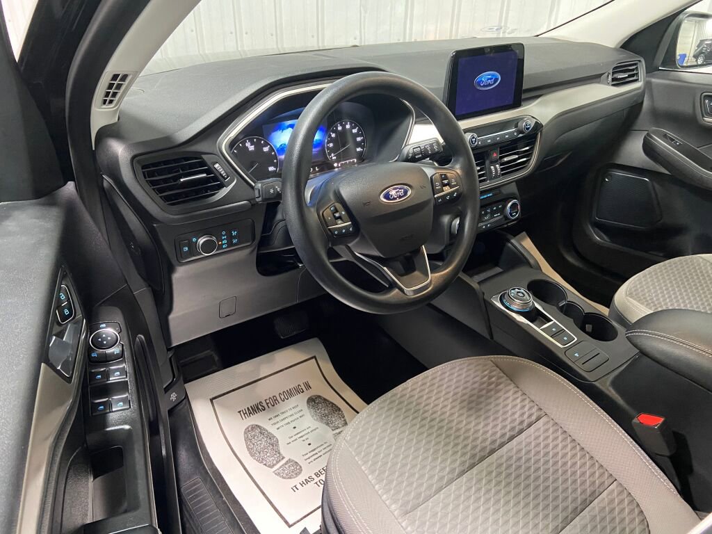 Used 2021 Ford Escape SE image 6