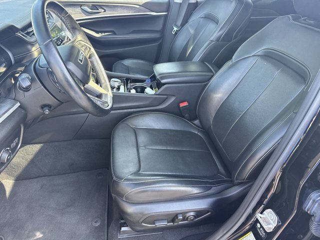 Certified 2021 Jeep Grand Cherokee L Limited w/ Luxury Tech Group II AWD/4WD image 9