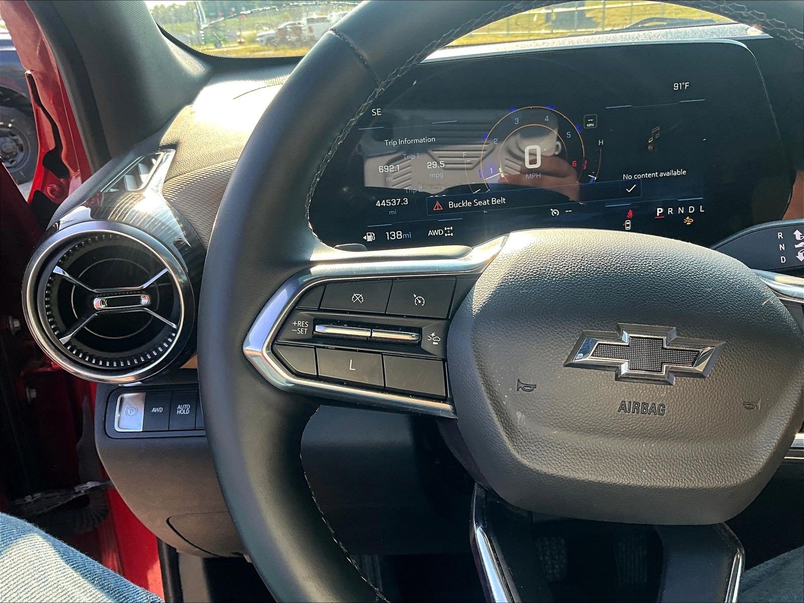 Used 2025 Chevrolet Equinox ACTIV w/ Safety and Technology Package AWD/4WD image 11