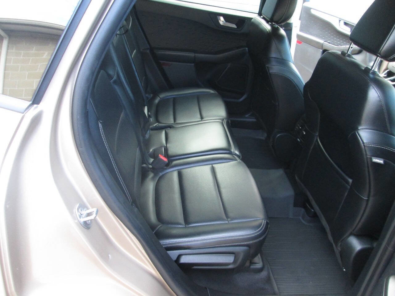 Used 2020 Ford Escape SEL image 20