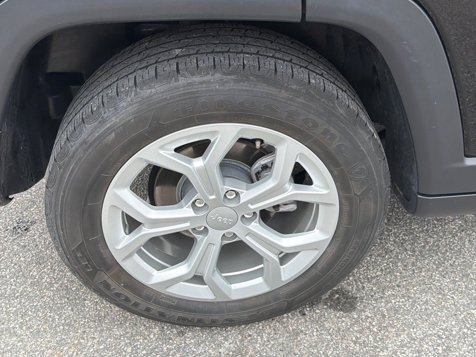 Used 2024 Jeep Compass Latitude AWD/4WD image 19