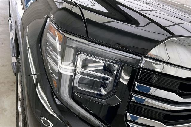 Certified 2023 GMC Sierra 1500 SLT w/ SLT Premium Plus Package AWD/4WD image 26